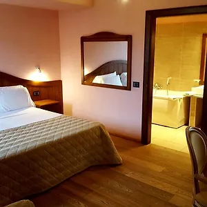 Cascina Canova Hotel